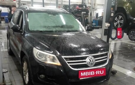 Volkswagen Tiguan I, 2011 год, 1 180 000 рублей, 2 фотография