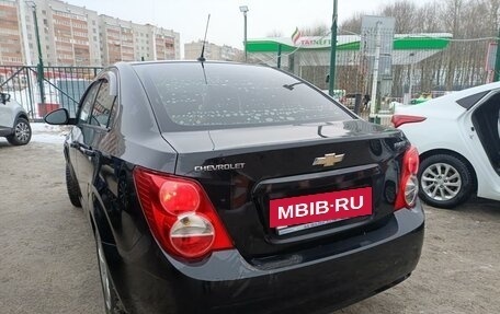 Chevrolet Aveo III, 2013 год, 800 000 рублей, 4 фотография