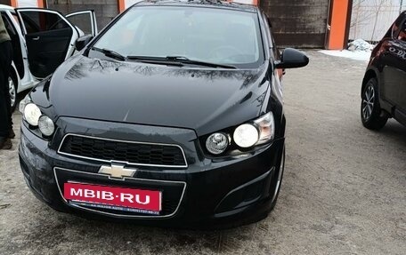 Chevrolet Aveo III, 2013 год, 800 000 рублей, 2 фотография