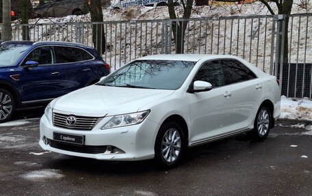 Toyota Camry, 2014 год, 1 890 000 рублей, 3 фотография