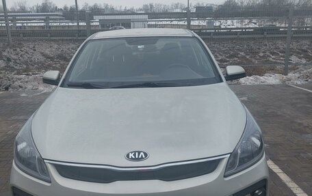 KIA Rio IV, 2020 год, 1 600 000 рублей, 10 фотография