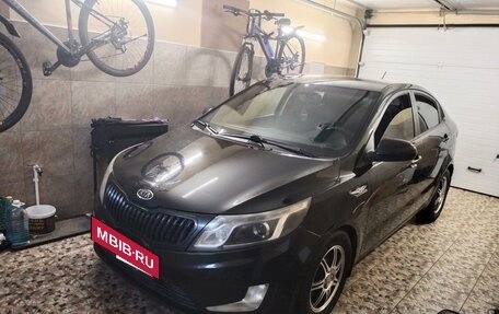 KIA Rio III рестайлинг, 2011 год, 840 000 рублей, 2 фотография