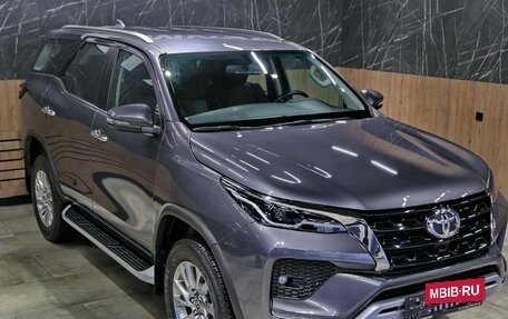 Toyota Fortuner II, 2022 год, 6 300 000 рублей, 3 фотография