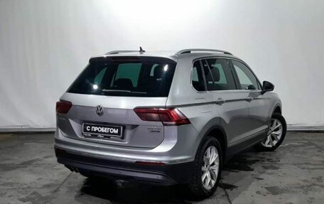 Volkswagen Tiguan II, 2018 год, 2 535 000 рублей, 5 фотография