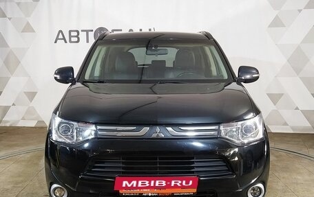 Mitsubishi Outlander III рестайлинг 3, 2014 год, 1 749 000 рублей, 2 фотография