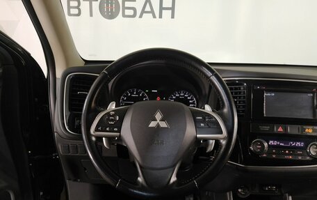 Mitsubishi Outlander III рестайлинг 3, 2014 год, 1 749 000 рублей, 10 фотография