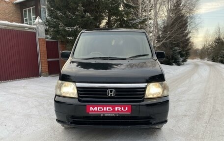 Honda Stepwgn II рестайлинг, 2003 год, 950 000 рублей, 3 фотография