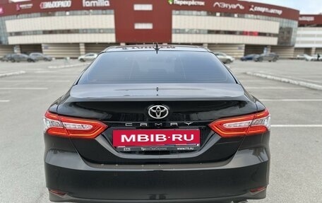 Toyota Camry, 2022 год, 3 590 000 рублей, 6 фотография