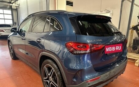 Mercedes-Benz GLA, 2021 год, 4 000 000 рублей, 3 фотография