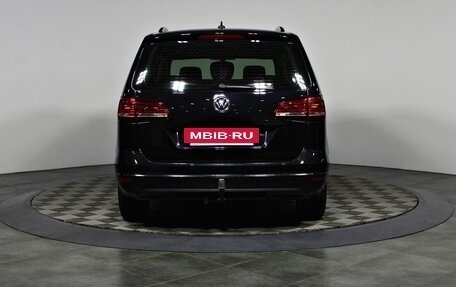 Volkswagen Sharan II, 2016 год, 1 597 000 рублей, 6 фотография