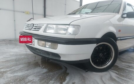 Volkswagen Passat B4, 1993 год, 350 000 рублей, 5 фотография