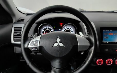 Mitsubishi Outlander III рестайлинг 3, 2010 год, 1 272 000 рублей, 13 фотография