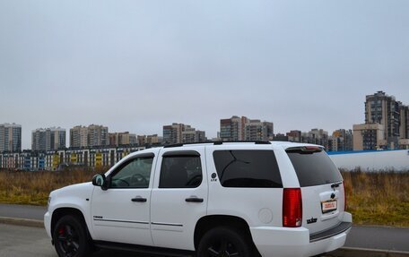 Chevrolet Tahoe III, 2011 год, 2 950 000 рублей, 2 фотография