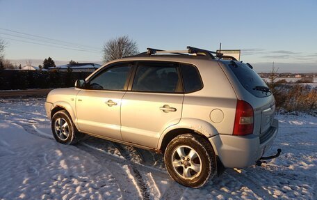 Hyundai Tucson III, 2006 год, 715 000 рублей, 1 фотография