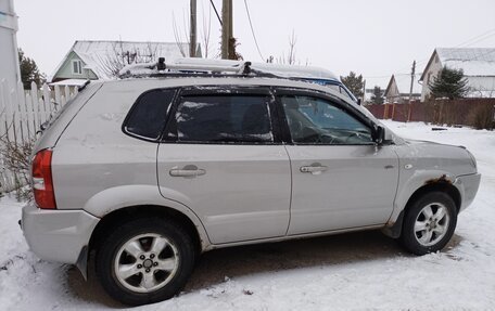 Hyundai Tucson III, 2006 год, 715 000 рублей, 3 фотография