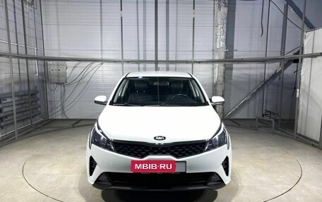 KIA Rio IV, 2020 год, 1 599 000 рублей, 2 фотография