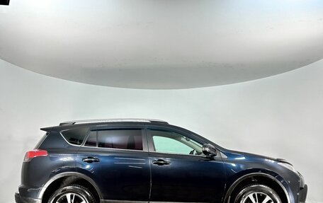 Toyota RAV4, 2017 год, 2 449 000 рублей, 4 фотография