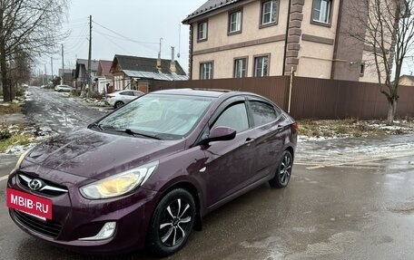 Hyundai Solaris II рестайлинг, 2011 год, 659 000 рублей, 10 фотография