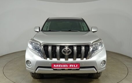 Toyota Land Cruiser Prado 150 рестайлинг 2, 2015 год, 3 420 000 рублей, 2 фотография