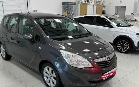 Opel Meriva, 2011 год, 650 000 рублей, 3 фотография