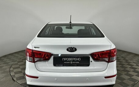 KIA Rio III рестайлинг, 2015 год, 820 000 рублей, 3 фотография