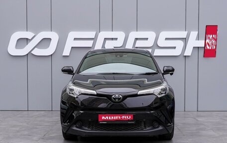 Toyota C-HR I рестайлинг, 2019 год, 2 100 000 рублей, 3 фотография