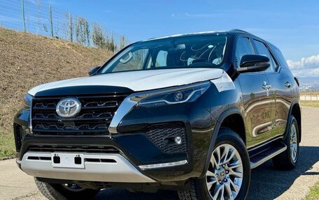 Toyota Fortuner II, 2021 год, 5 680 000 рублей, 1 фотография