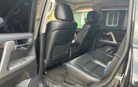 Toyota Land Cruiser 200, 2013 год, 4 200 000 рублей, 4 фотография