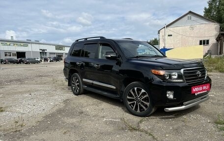 Toyota Land Cruiser 200, 2013 год, 4 200 000 рублей, 3 фотография