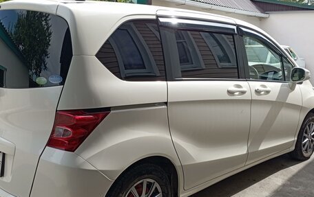 Honda Freed I, 2010 год, 1 300 000 рублей, 11 фотография