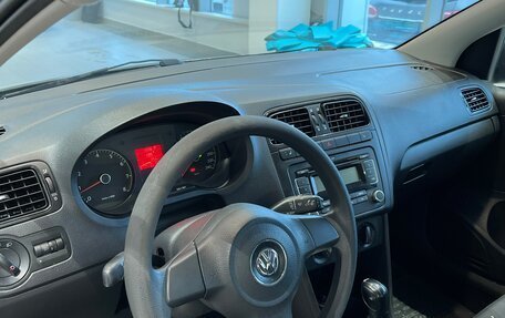 Volkswagen Polo VI (EU Market), 2011 год, 832 000 рублей, 10 фотография