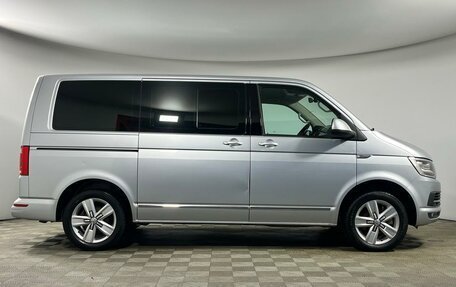 Volkswagen Multivan T6 рестайлинг, 2015 год, 3 599 000 рублей, 4 фотография