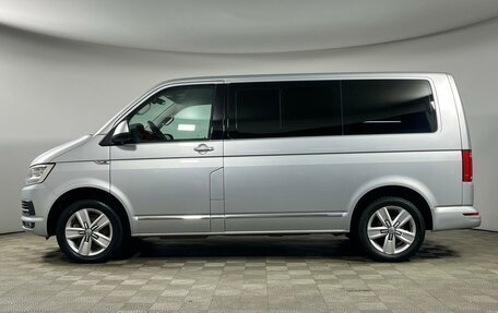 Volkswagen Multivan T6 рестайлинг, 2015 год, 3 599 000 рублей, 3 фотография