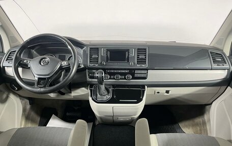 Volkswagen Multivan T6 рестайлинг, 2015 год, 3 599 000 рублей, 14 фотография