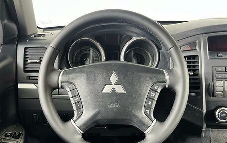 Mitsubishi Pajero IV, 2011 год, 2 399 000 рублей, 14 фотография