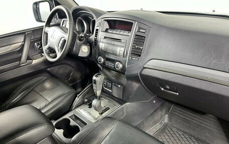 Mitsubishi Pajero IV, 2011 год, 2 399 000 рублей, 12 фотография