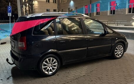 Opel Zafira A рестайлинг, 2004 год, 349 000 рублей, 6 фотография