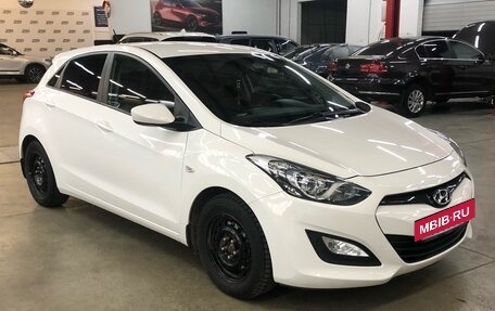 Hyundai i30 II рестайлинг, 2014 год, 1 299 000 рублей, 7 фотография