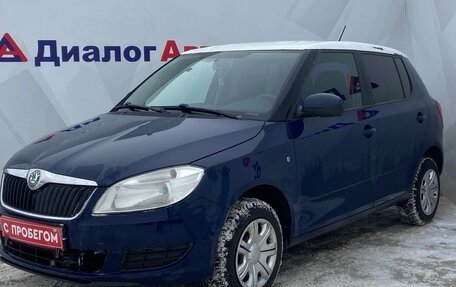 Skoda Fabia II, 2012 год, 580 000 рублей, 3 фотография