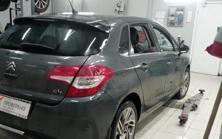 Citroen C4 II рестайлинг, 2012 год, 690 000 рублей, 3 фотография