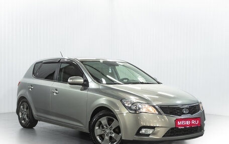 KIA cee'd I рестайлинг, 2010 год, 850 000 рублей, 1 фотография