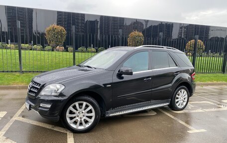 Mercedes-Benz M-Класс, 2011 год, 1 850 000 рублей, 4 фотография