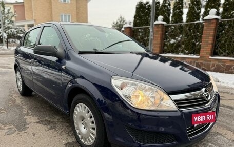 Opel Astra H, 2008 год, 615 000 рублей, 3 фотография