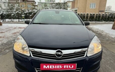 Opel Astra H, 2008 год, 615 000 рублей, 2 фотография