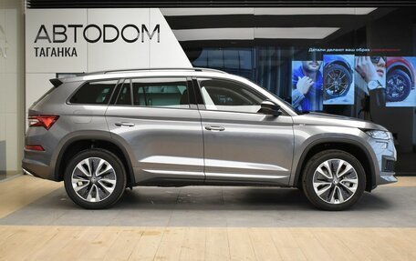 Skoda Kodiaq I, 2024 год, 5 849 000 рублей, 4 фотография