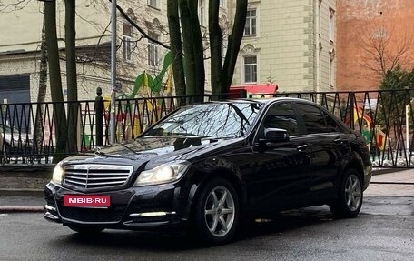 Mercedes-Benz C-Класс, 2011 год, 1 420 000 рублей, 1 фотография