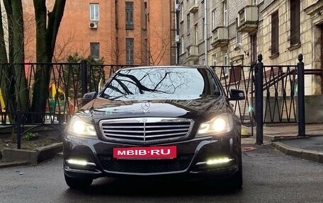 Mercedes-Benz C-Класс, 2011 год, 1 420 000 рублей, 2 фотография