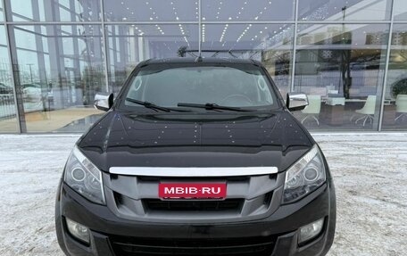 Isuzu D-Max II, 2017 год, 2 289 000 рублей, 2 фотография