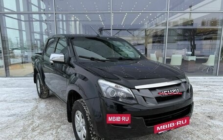 Isuzu D-Max II, 2017 год, 2 289 000 рублей, 3 фотография