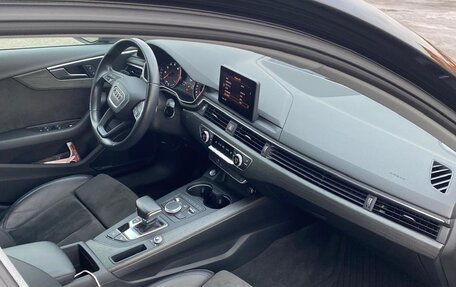 Audi A4, 2019 год, 2 300 000 рублей, 4 фотография